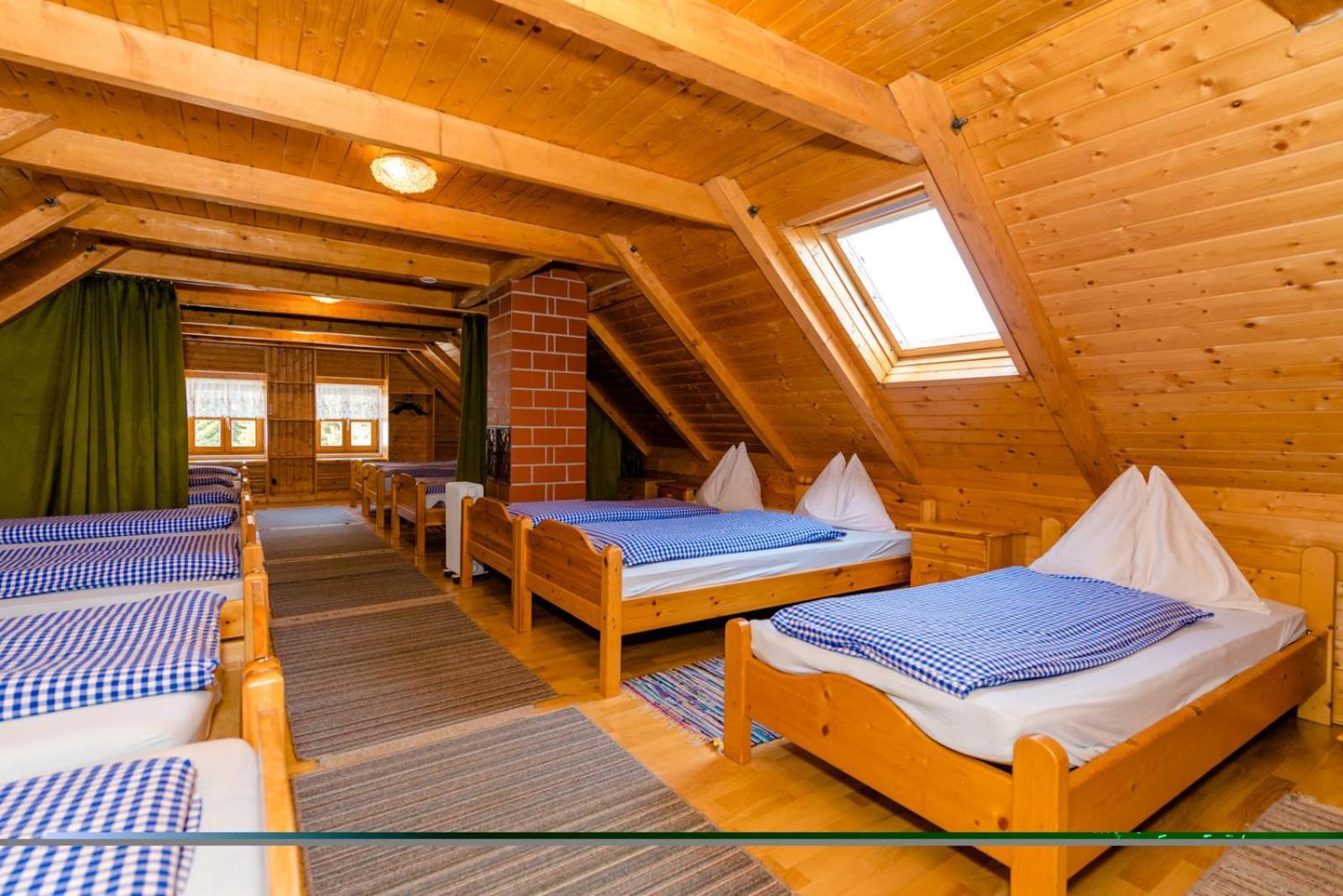 Almidylle Sabathy Hotell Obdach Rum bild