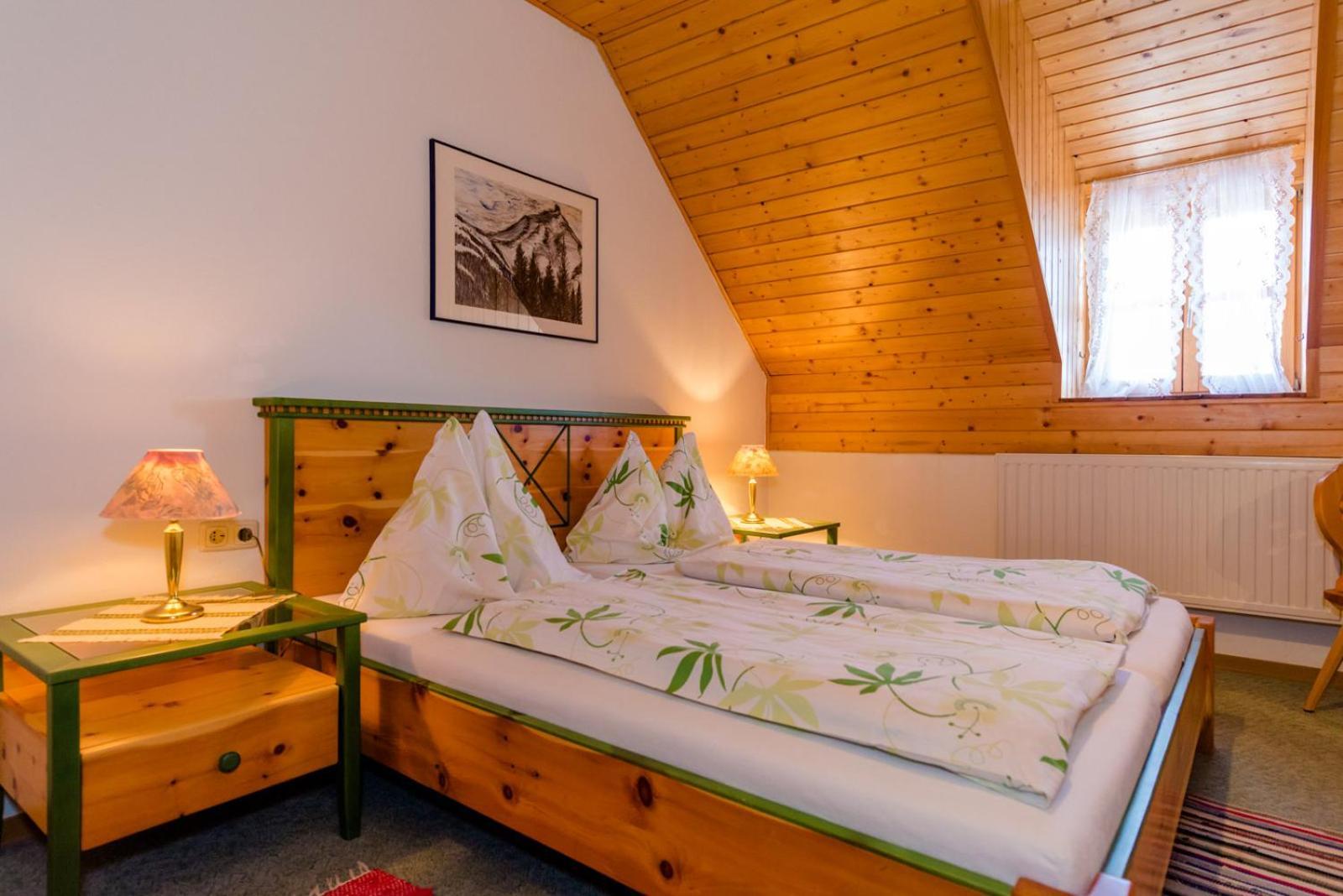 Almidylle Sabathy Hotell Obdach Exteriör bild